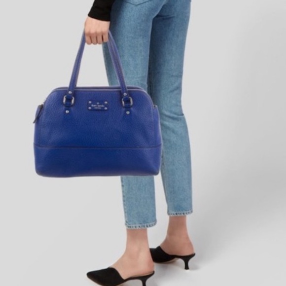 kate spade Handbags - KATE SPADE Like New Grove Court Lainey Satchel